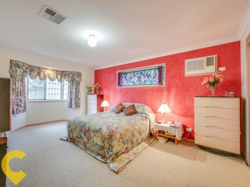 8 Calliston Court, Cashmere QLD 4500