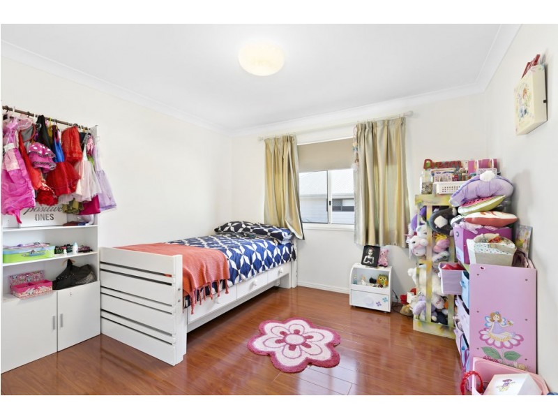 16 Griffith Court, North Lakes QLD 4509