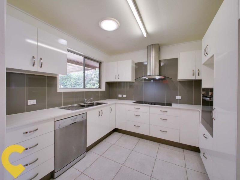 97 Sparkes Rd, Bray Park QLD 4500