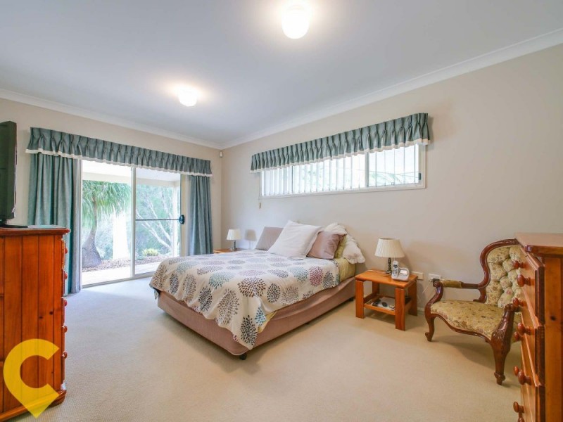 1 Creekwood Court, Warner QLD 4500