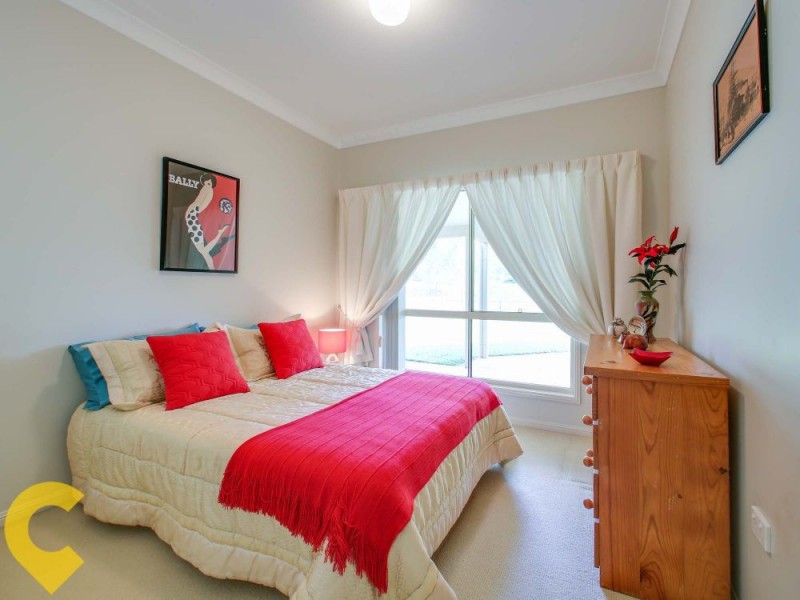 1 Creekwood Court, Warner QLD 4500