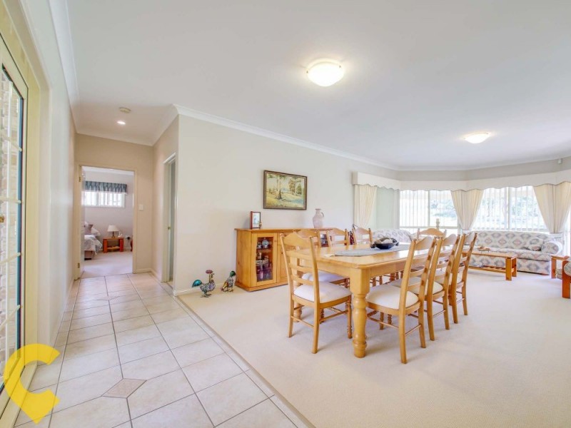 1 Creekwood Court, Warner QLD 4500