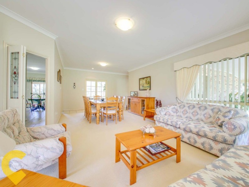 1 Creekwood Court, Warner QLD 4500