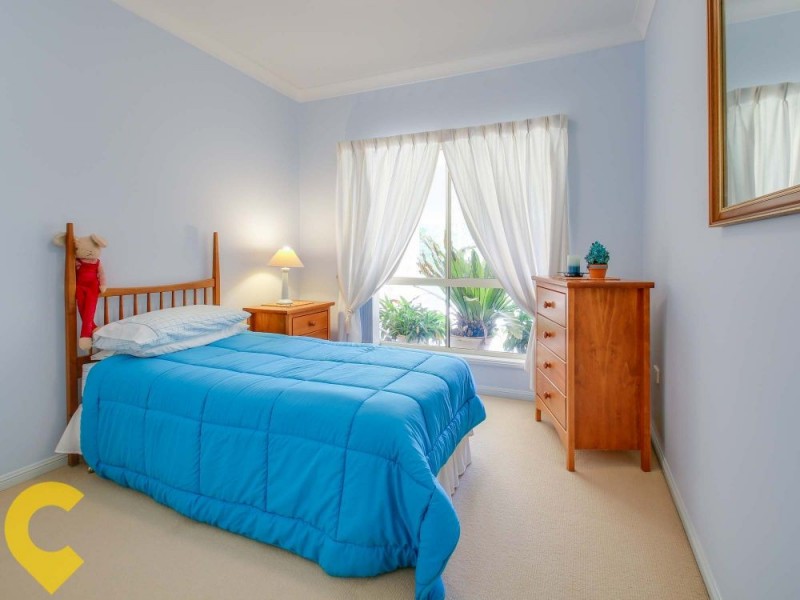 1 Creekwood Court, Warner QLD 4500