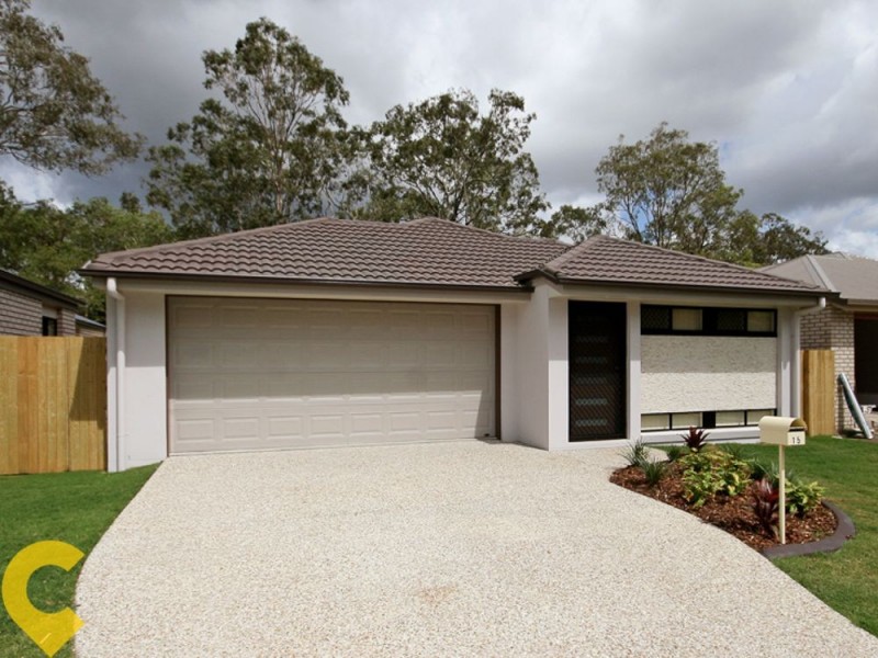 15 Adam Court, Kallangur QLD 4503