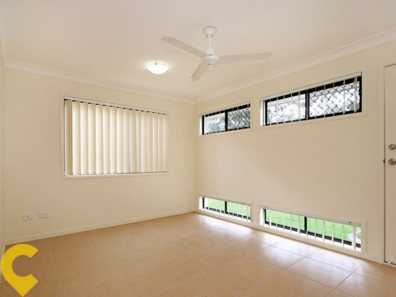 15 Adam Court, Kallangur QLD 4503