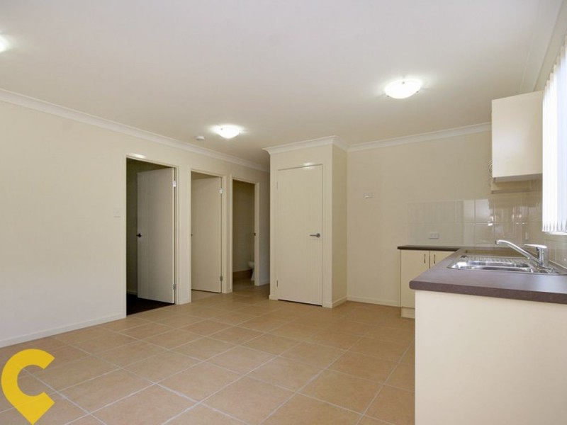 15 Adam Court, Kallangur QLD 4503