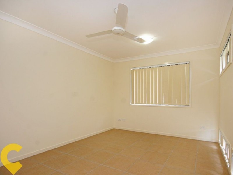 15 Adam Court, Kallangur QLD 4503