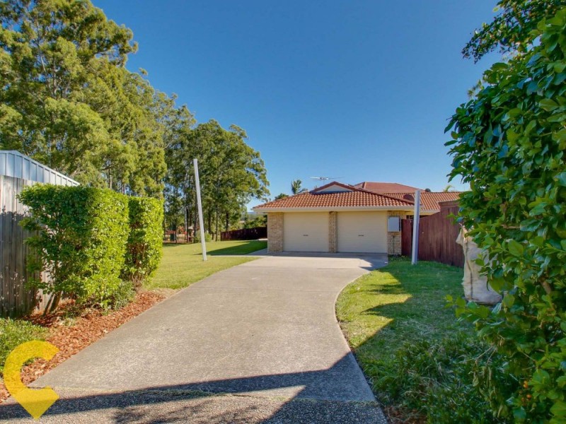 32 Blue Mountain Crescent, Warner QLD 4500