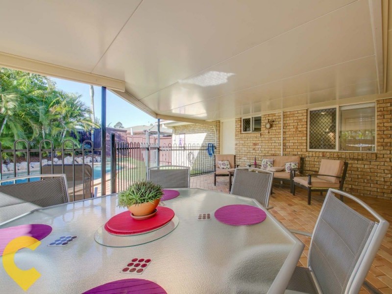 32 Blue Mountain Crescent, Warner QLD 4500