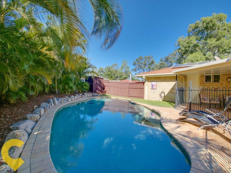 32 Blue Mountain Crescent, Warner QLD 4500