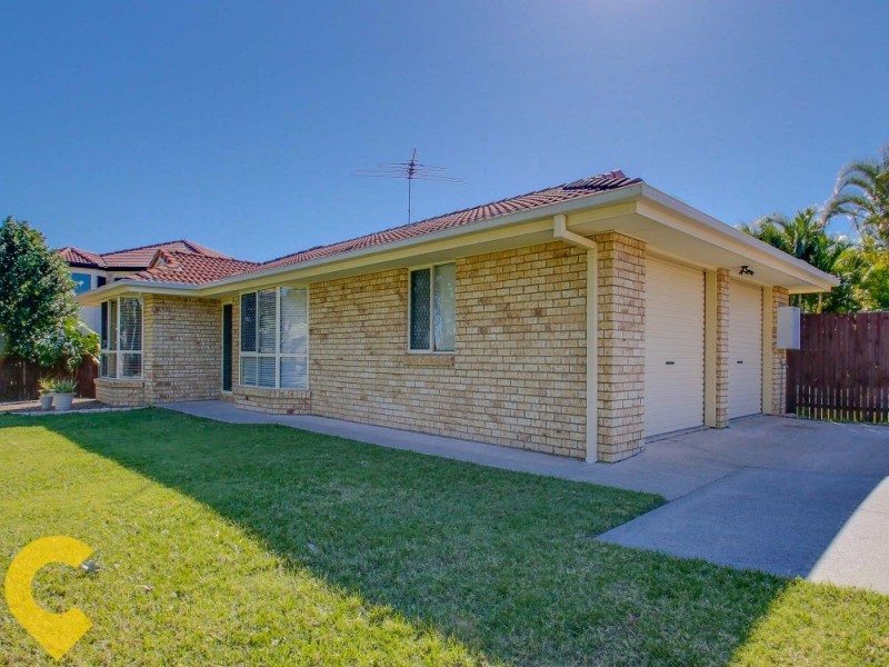 32 Blue Mountain Crescent, Warner QLD 4500