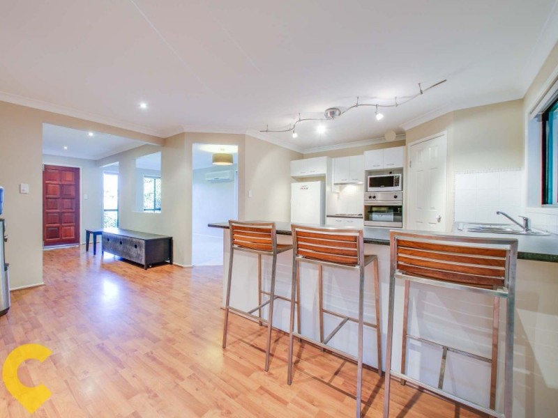 12 Georgette Court, Eatons Hill QLD 4037