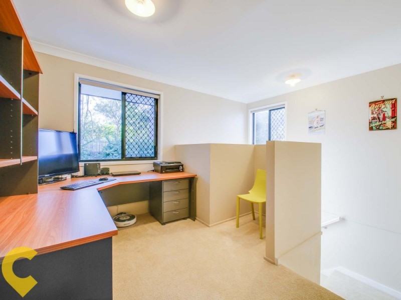 12 Georgette Court, Eatons Hill QLD 4037