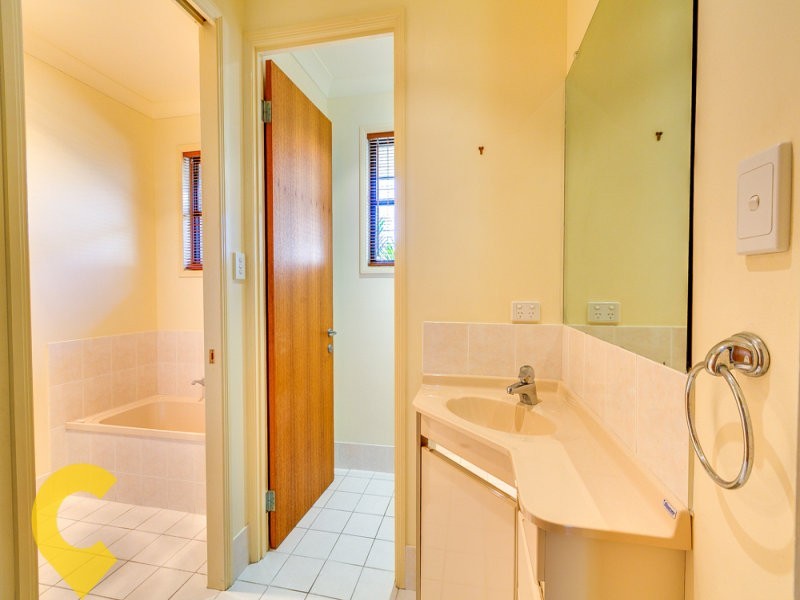 32 Cressbrook Drive, Albany Creek QLD 4035