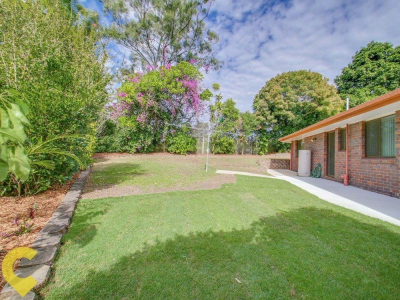 24 Verdon Court, Petrie QLD 4502