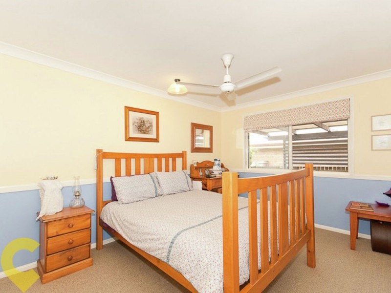 19 Woonara Drive, Petrie QLD 4502