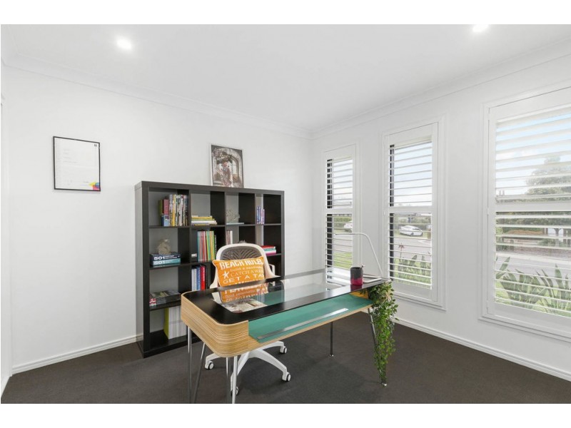 71 Carlingford Circuit, Warner QLD 4500