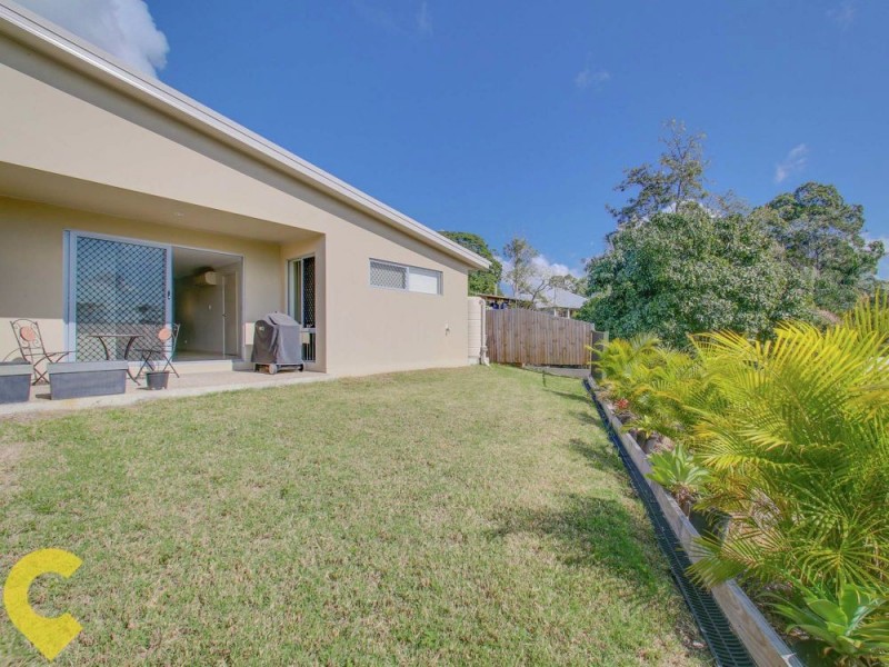 1121 South Pine Road, Arana Hills QLD 4054