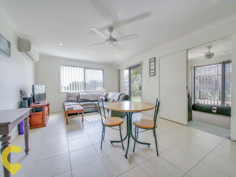 1121 South Pine Road, Arana Hills QLD 4054