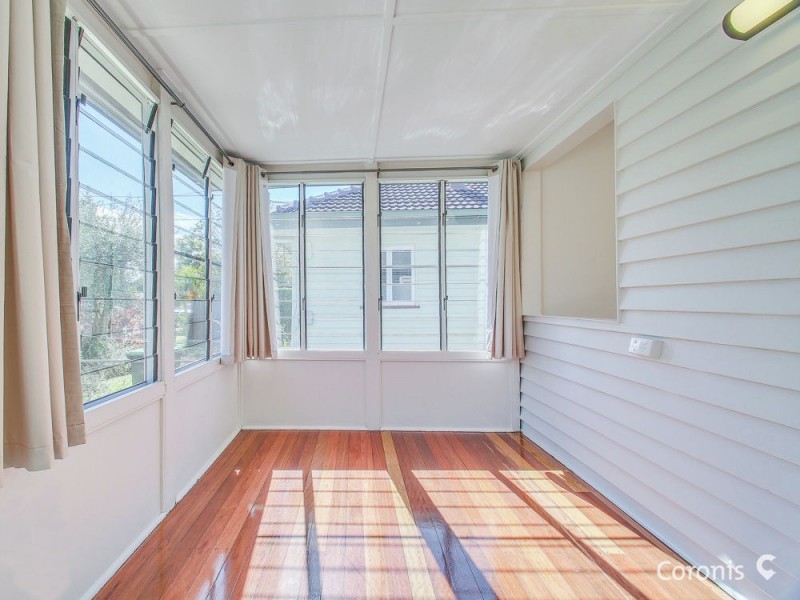 72 Burralong Street, Deagon QLD 4017