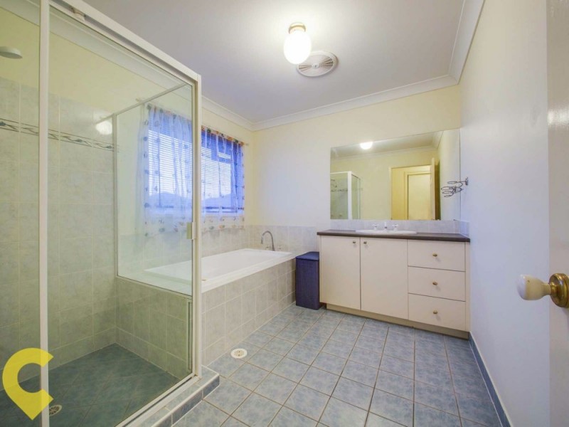 2 Lukla Court, Warner QLD 4500