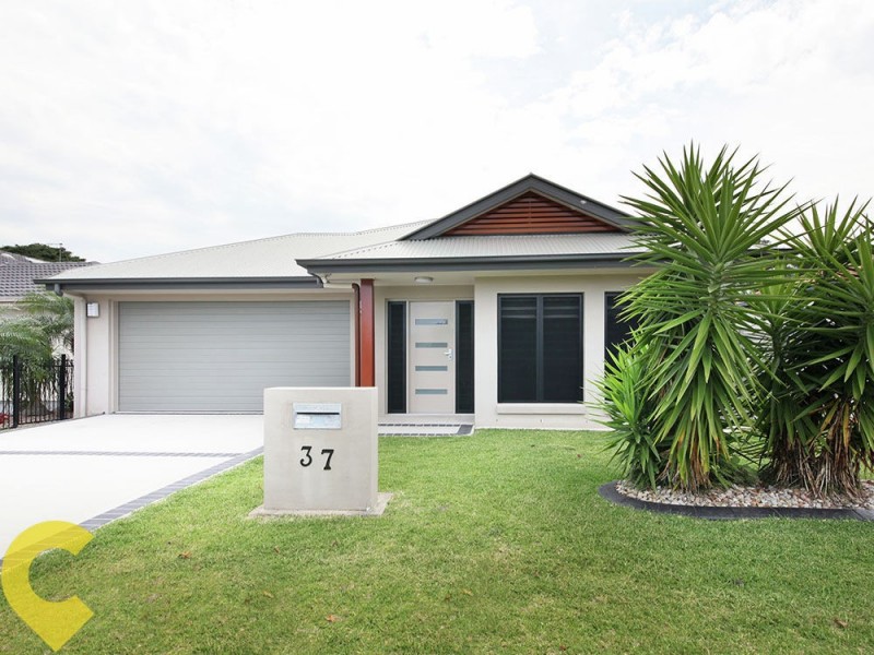 37 Flamingo Drive, Banksia Beach QLD 4507