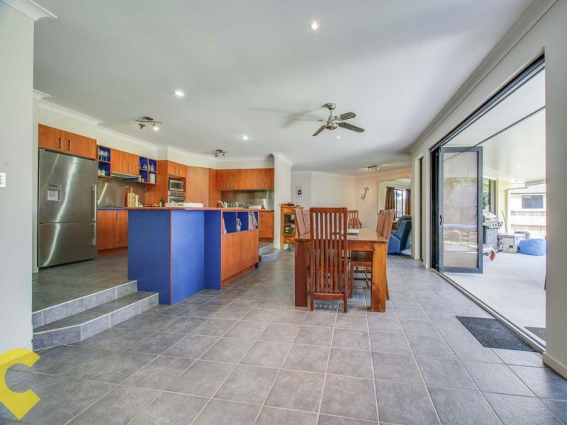 25 Montclare Court, Cashmere QLD 4500