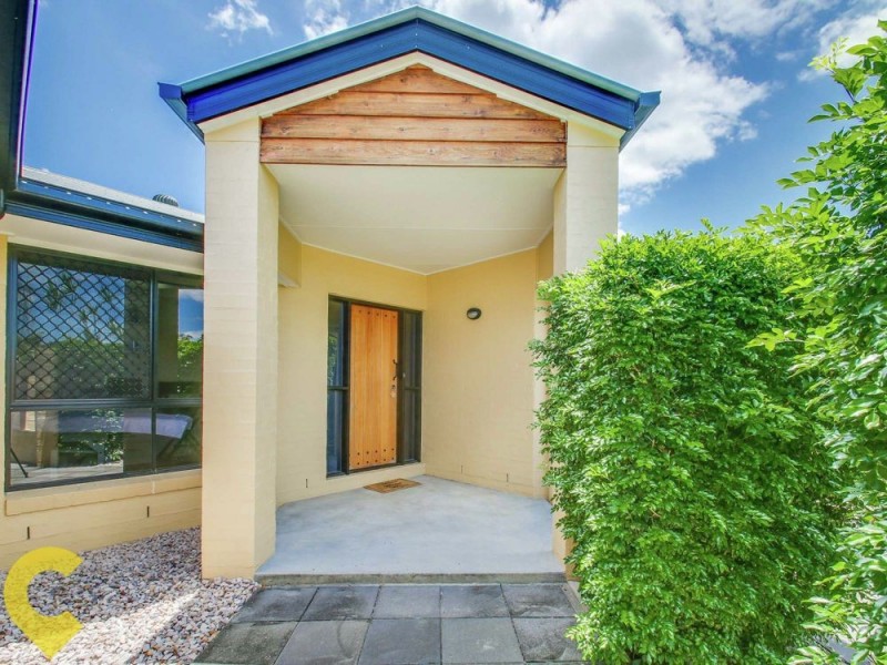 25 Montclare Court, Cashmere QLD 4500
