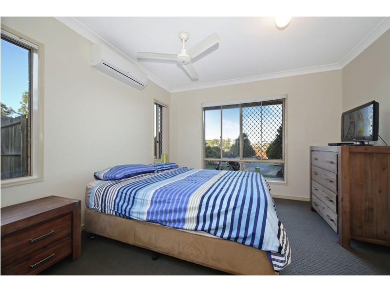 8 Atlantic Place, Warner QLD 4500