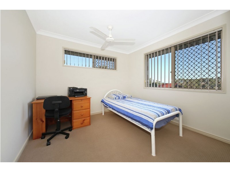 8 Atlantic Place, Warner QLD 4500