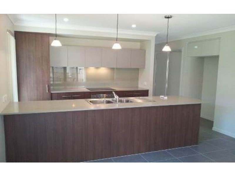 52 Kidston Crescent, Warner QLD 4500