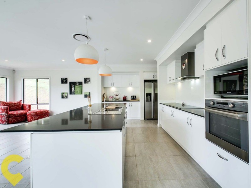 37 Diane Drive, Dayboro QLD 4521