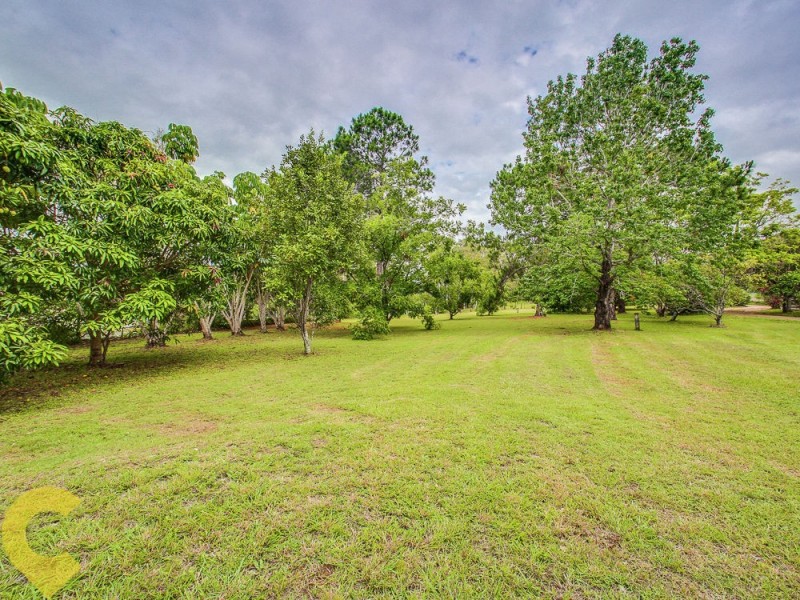 2 Vores Road, Whiteside QLD 4503