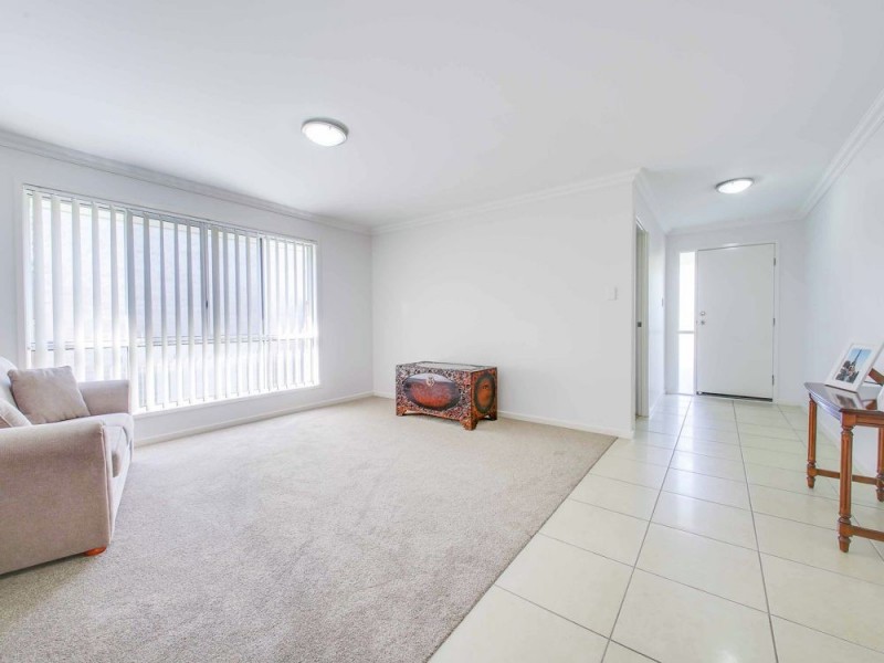 8 Winlock Circuit, Warner QLD 4500
