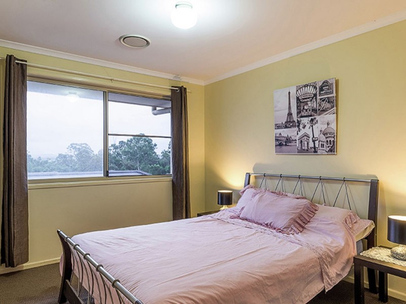 65 Castlewellan Circuit, Warner QLD 4500
