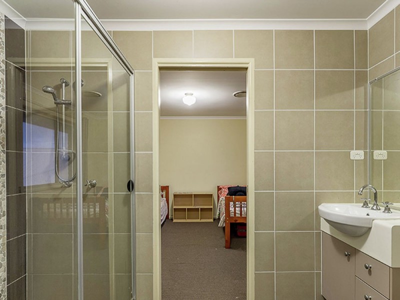 65 Castlewellan Circuit, Warner QLD 4500