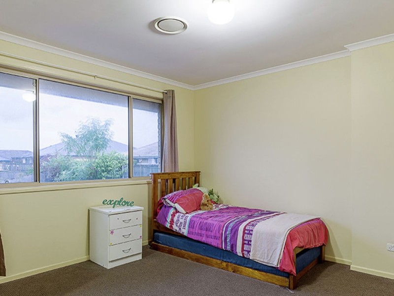 65 Castlewellan Circuit, Warner QLD 4500