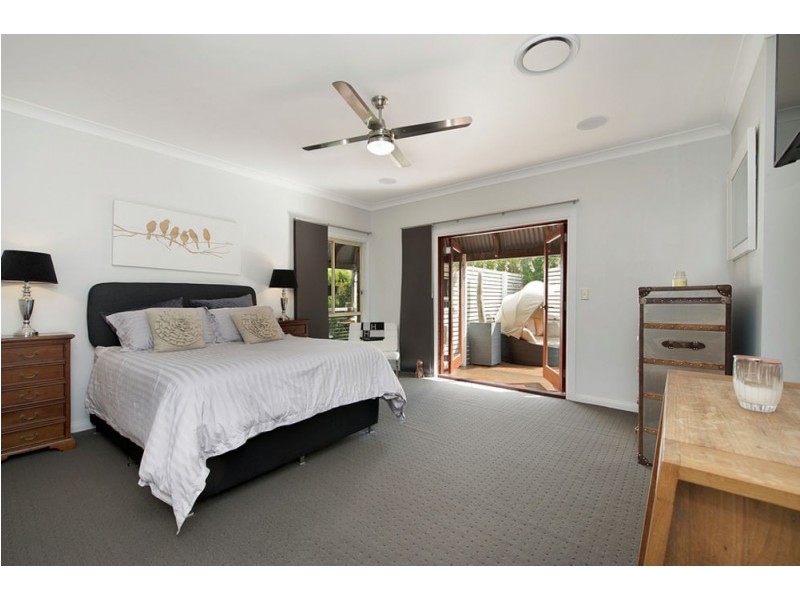 22 Glendore Court, Eatons Hill QLD 4037