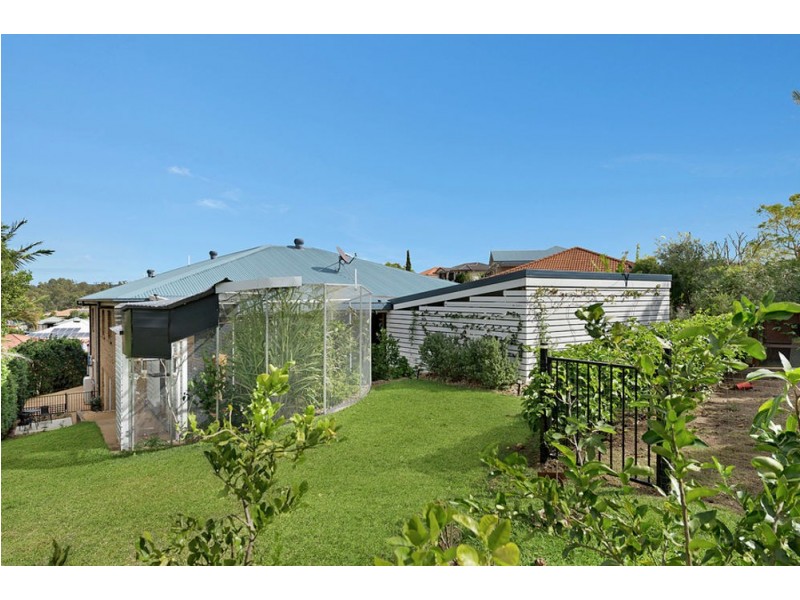 22 Glendore Court, Eatons Hill QLD 4037