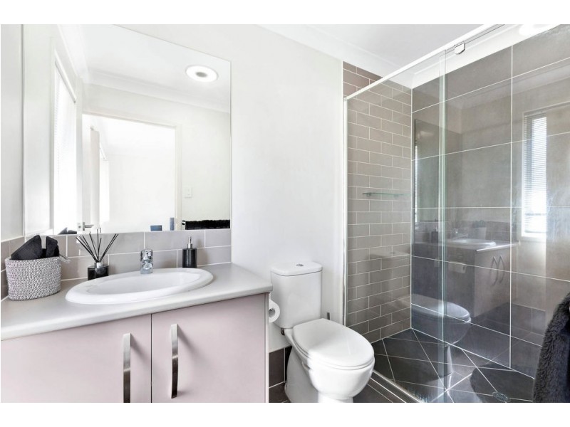 31 Fleet Circuit, Bray Park QLD 4500