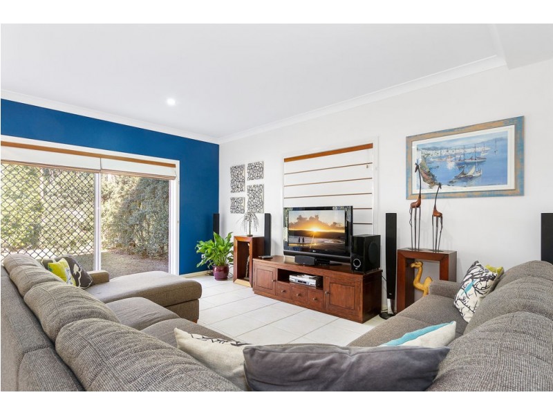 14 Corvus Drive, Cashmere QLD 4500