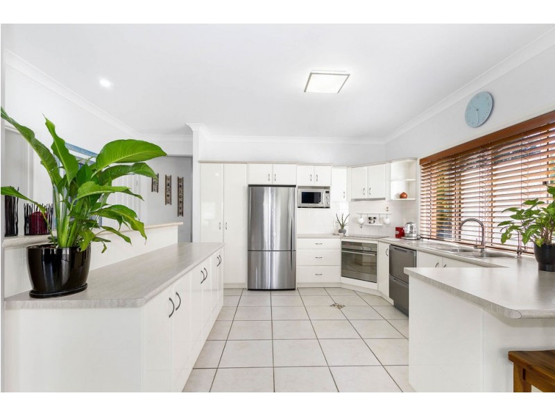14 Corvus Drive, Cashmere QLD 4500