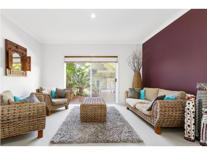 14 Corvus Drive, Cashmere QLD 4500