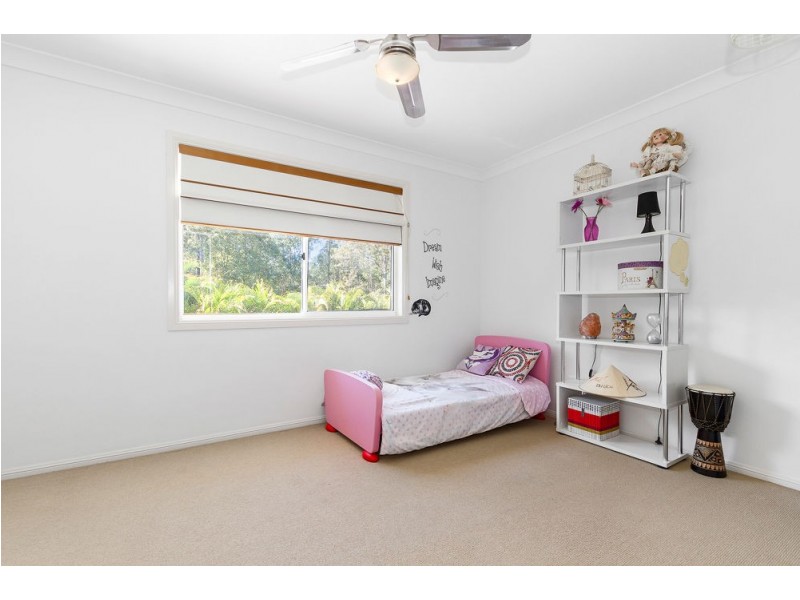 14 Corvus Drive, Cashmere QLD 4500