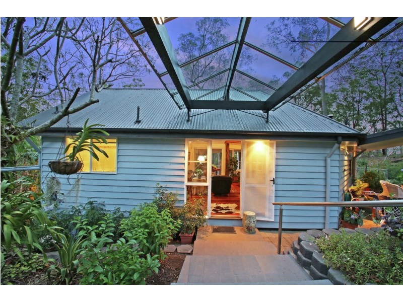 13 Somers Street, Cashmere QLD 4500