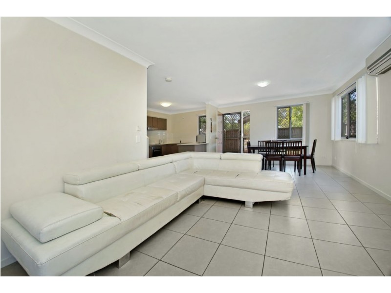 2/115 Todds Road, Lawnton QLD 4501