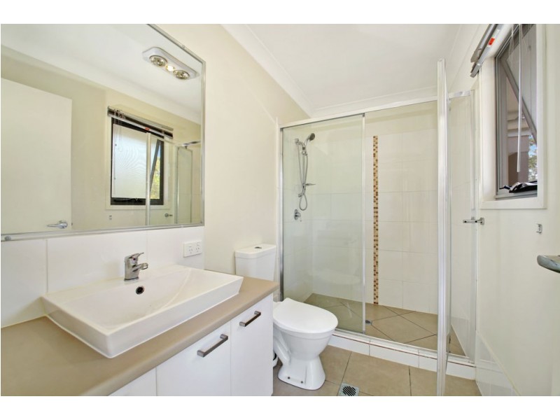 2/115 Todds Road, Lawnton QLD 4501