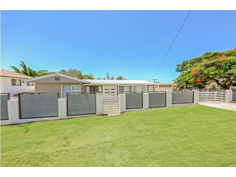 1 Ashley Road, Chermside West QLD 4032