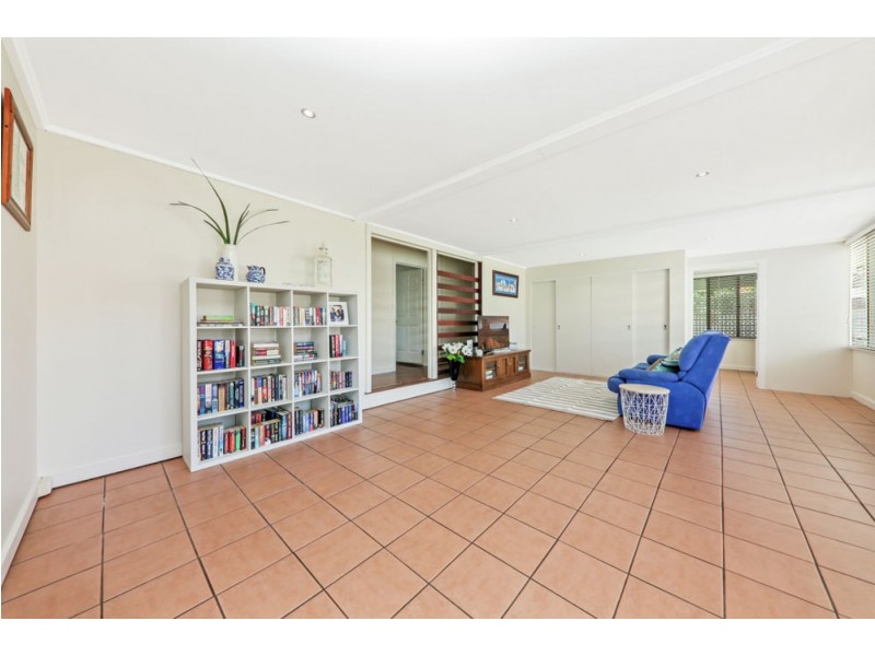 1 Ashley Road, Chermside West QLD 4032